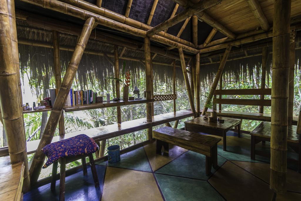 Universo Pol Bamboo Hostel モロ・デ・サンパウロ エクステリア 写真