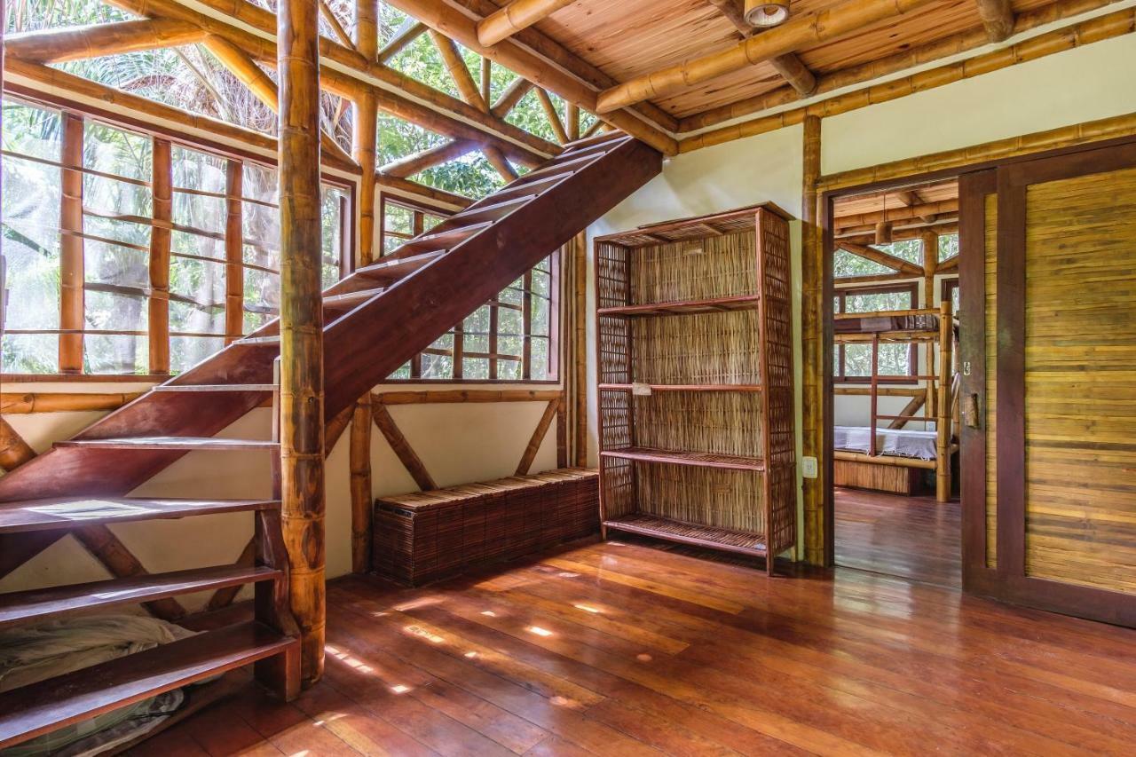 Universo Pol Bamboo Hostel モロ・デ・サンパウロ エクステリア 写真